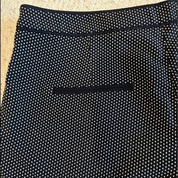 H&M Navy & white polka dot shorts Size 14 - NWOT - Picture 5 of 9